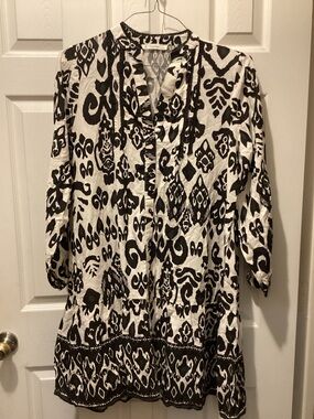 Black & White Printed Tunic Dress